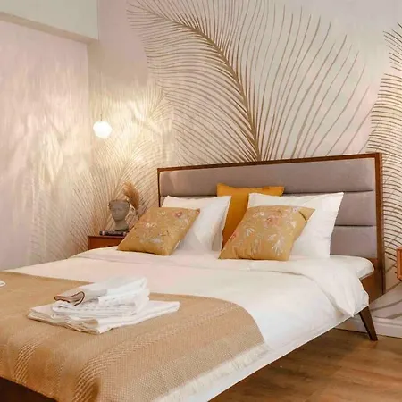 Bright - Location - Old Town + Netflix Bukareszt