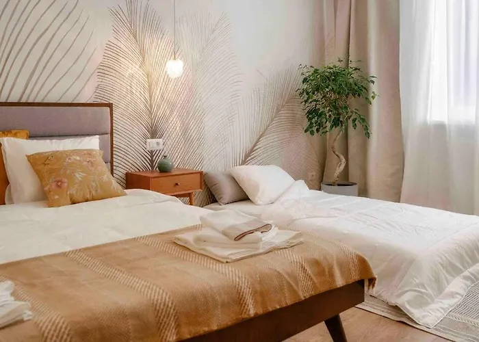 Bright - Location - Old Town + Netflix *