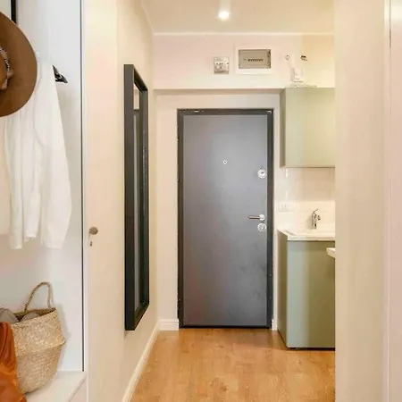 Bright - Location - Old Town + Netflix Apartment Bucharest