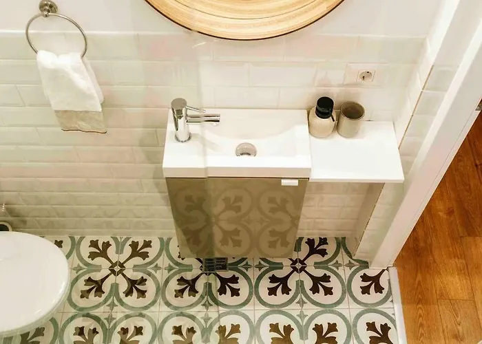 Bright - Location - Old Town + Netflix *